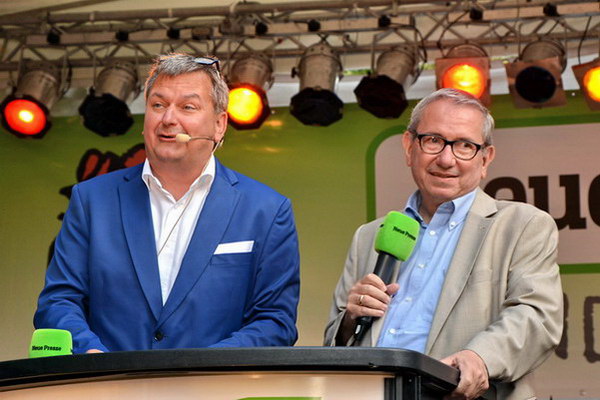 100J_Stadthalle   099.jpg